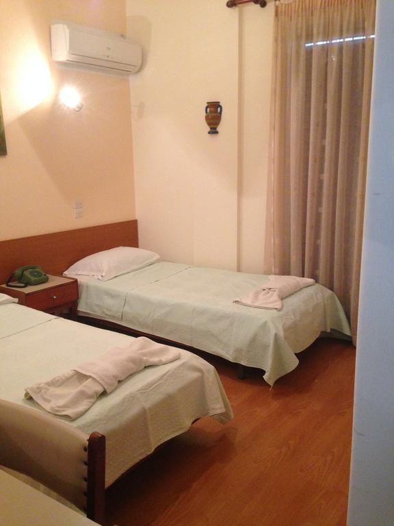 Noufara Hotel กาเมนาวูร์ลา ภายนอก รูปภาพ